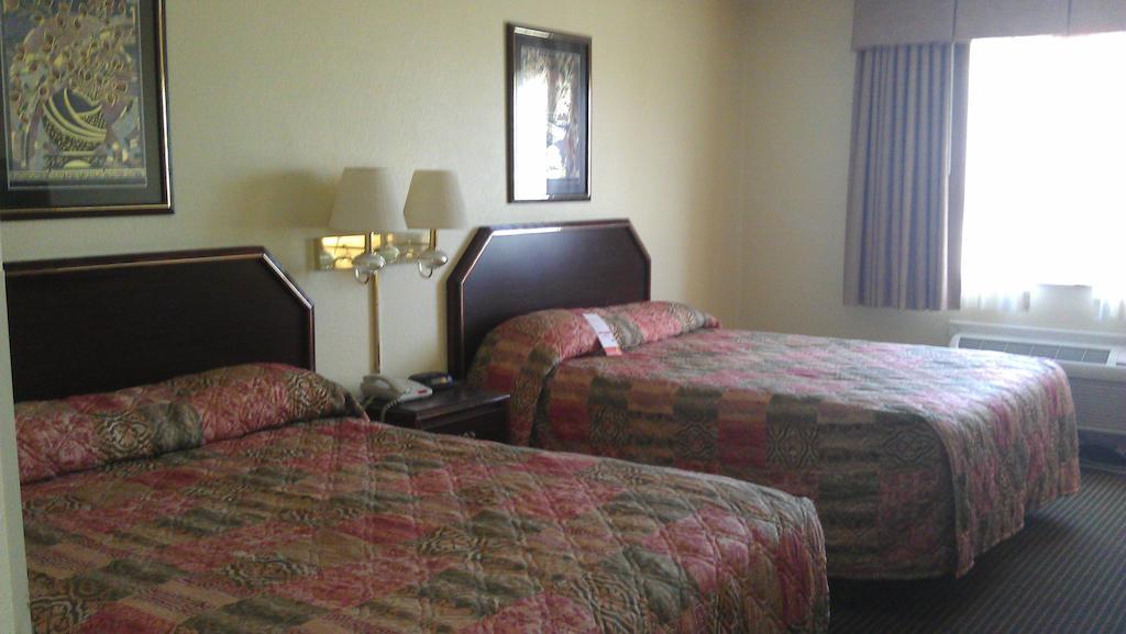 Super 8 By Wyndham Burleson Fort Worth Area Zimmer foto
