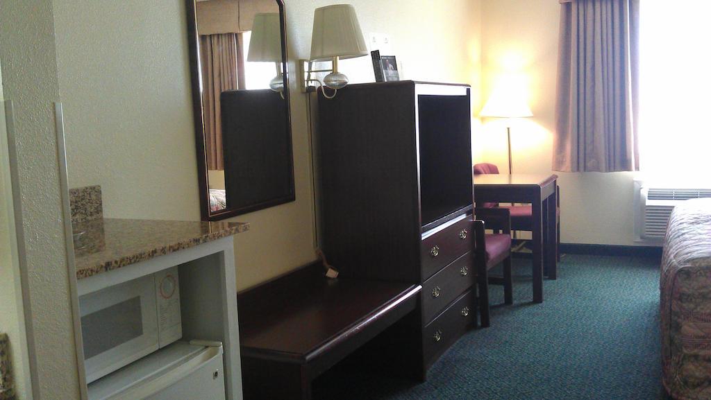 Super 8 By Wyndham Burleson Fort Worth Area Zimmer foto